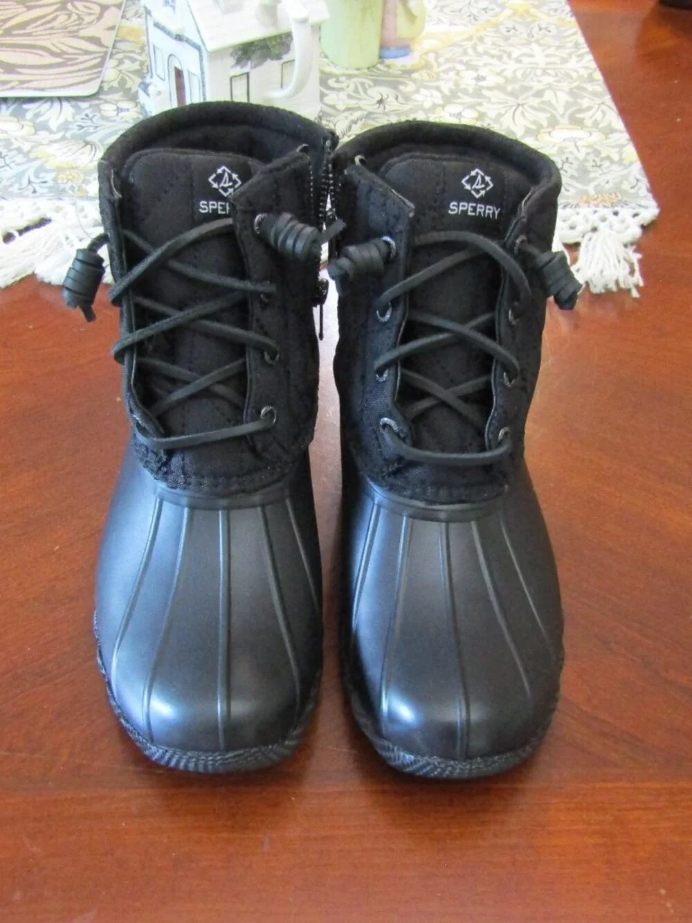 Sperry Black Saltwater Quited🦆 Duck Boots